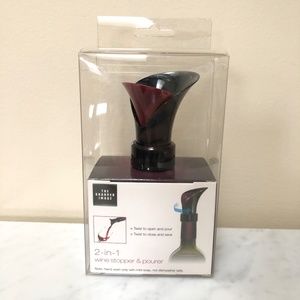 (New) The Sharper Image 2-In-1 Wine Stopper & Pourer Model WSI-ST50